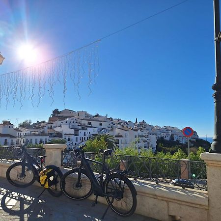 Vila Casa Paqui Frigiliana Exteriér fotografie